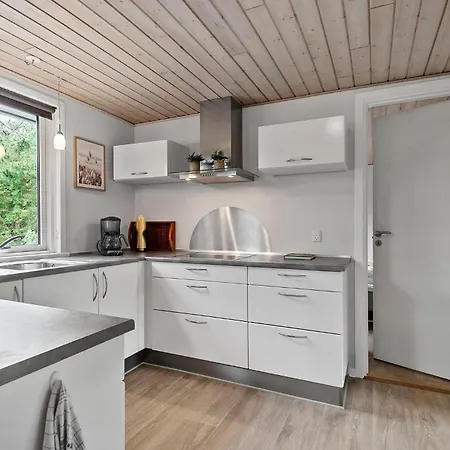 Feriehus Lovely In With Wifi